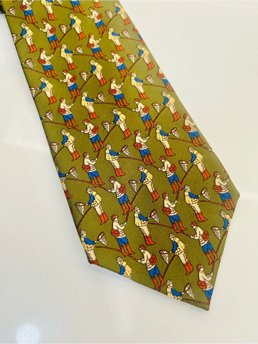 Banana Republic Italy Fly Fishing Silk Tie Olive Green Novelty Angler Necktie